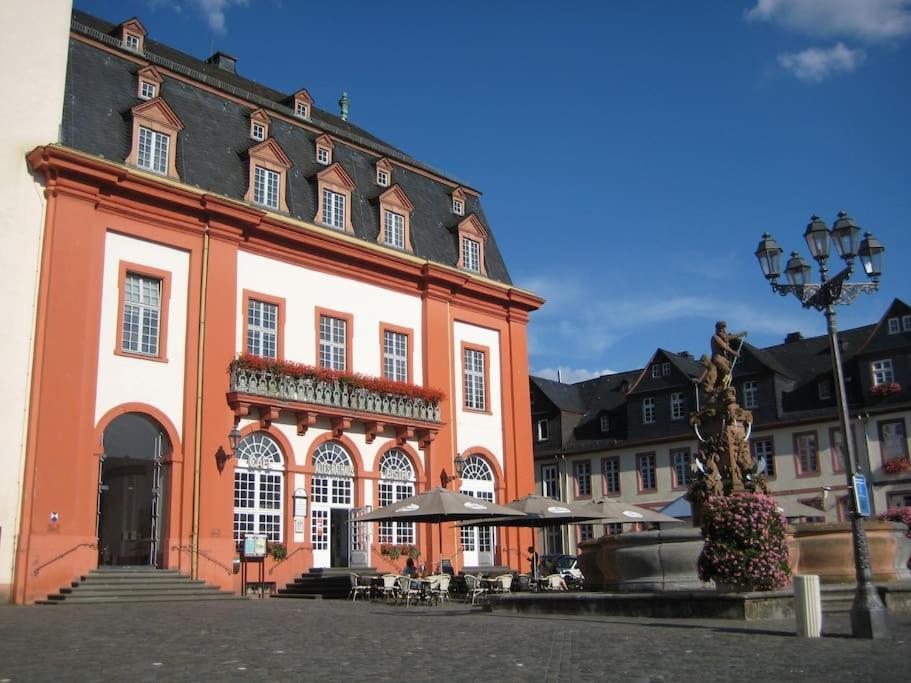 Kuenstler Ferienwohnung Am Weilburger Schloss, Marktplatz 9 Exterior photo